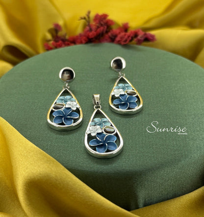 FLORAL PENDANT SET