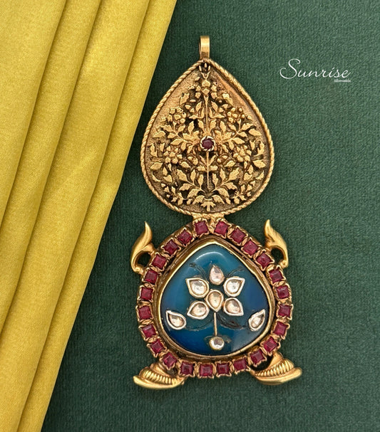 FUSION ETHNIC PENDANT
