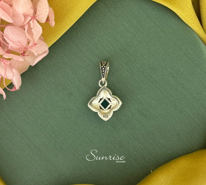 MARCASITE GREEN PENDANT SET