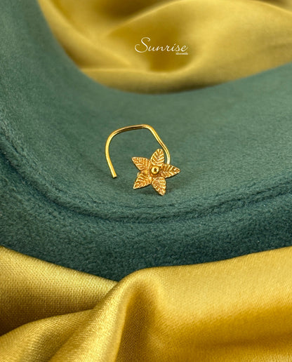 FLORAL SPIRAL NOSE PIN