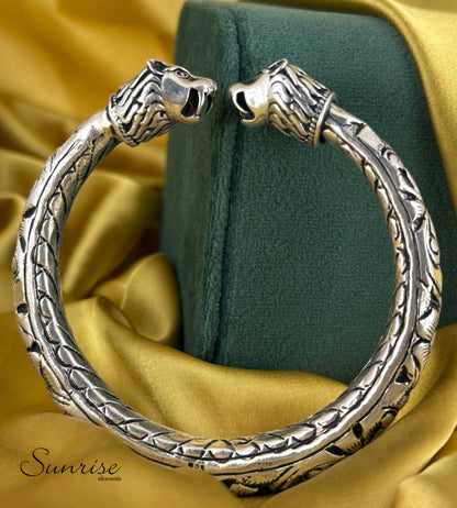 SIMHA OXIDISED KADA