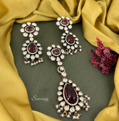 CLASSIC WINE STONE PENDANT SET