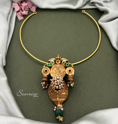 LAKSHMI FUSION PENDANT AND HASLI