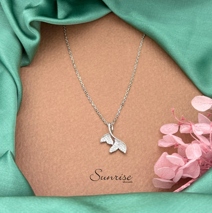 WHALE TAIL FANCY NECKLACE