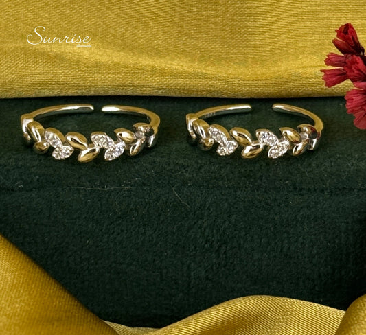 FANCY TOE RINGS