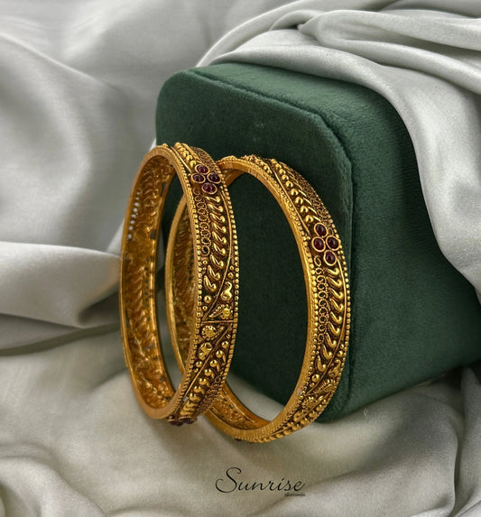 ANTIQUE  BANGLES