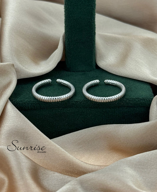 SILVER TOE RINGS