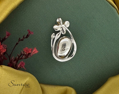 MOP GREEN STONE PENDANT SET