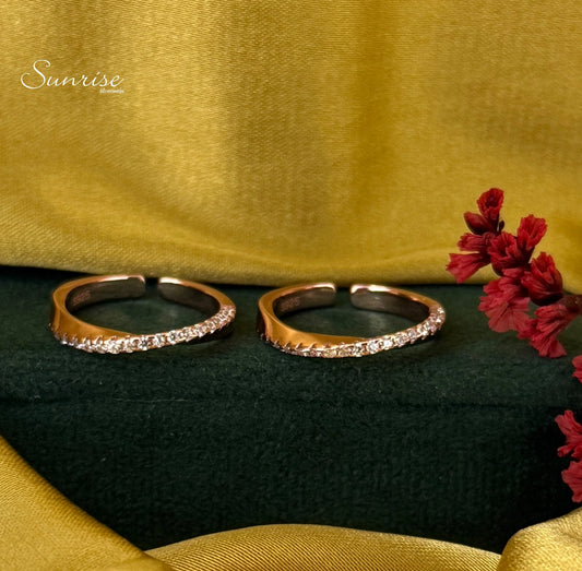 FANCY ROSE GOLD TOE RINGS