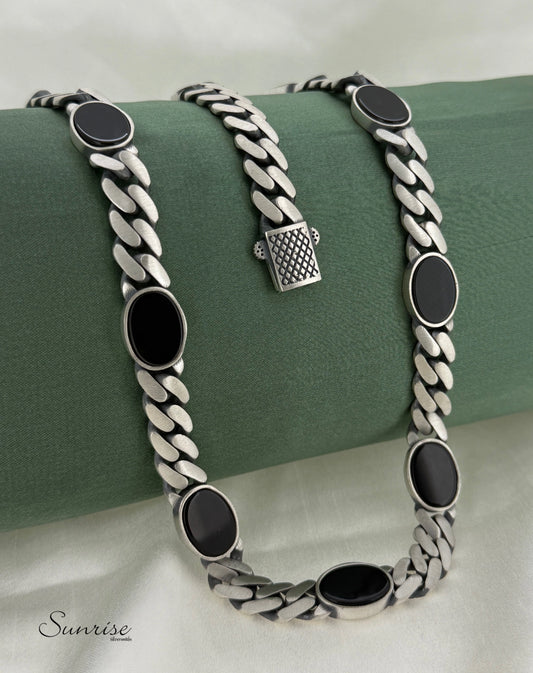BLACK ONYX CUBAN CHAIN