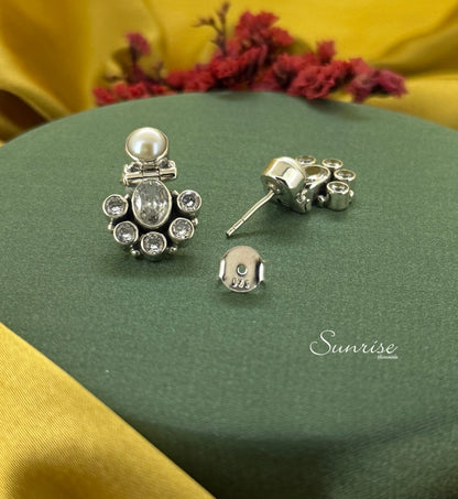 PEARL WITH CUT STONE PENDANT SET