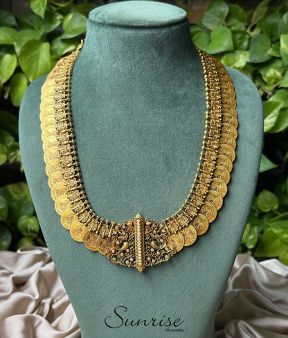 KASU NECKLACE