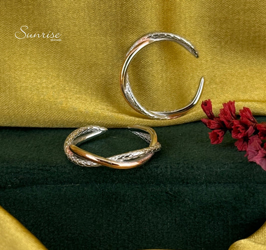 TWO TONE TOE RINGS
