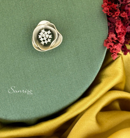 MATTE FINISH ROSE PENDANT SET