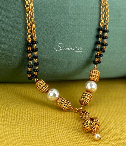 TWO LAYER BLACK BEADS CHAIN