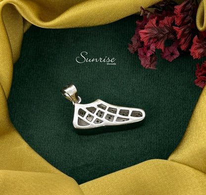 NIKE SHOE PENDANT