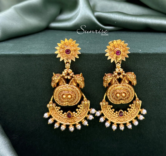 ASHV EARRINGS
