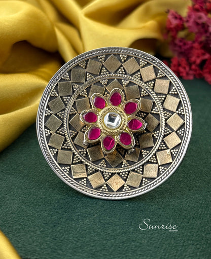 TWO TONE FLORAL RING