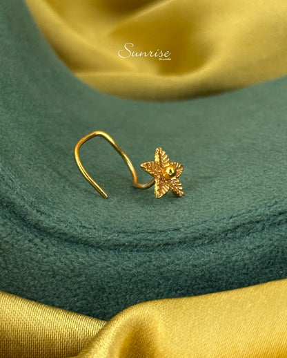 FLORAL SPIRAL NOSE PIN