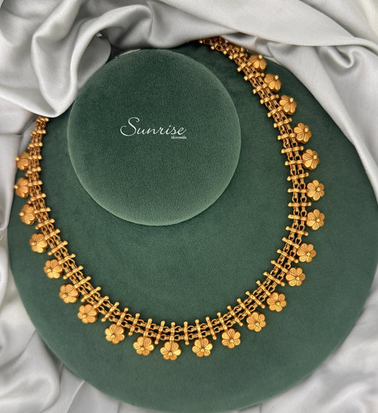 GP FLOWER NECKLACE